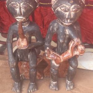 ASHANTI SITTING STATUE