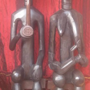 ASHANTI SITTING STATUE